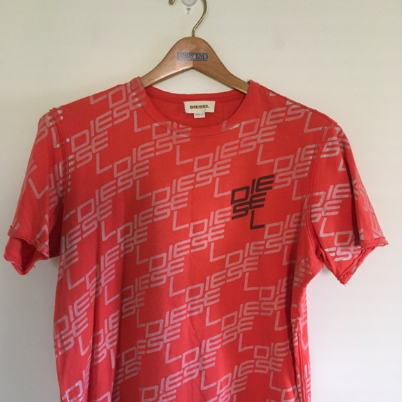 VTG Diesel Coral Spell Out Graphic All Over Print T-Shirt Womens Sz L Y2K - Picture 3 of 13